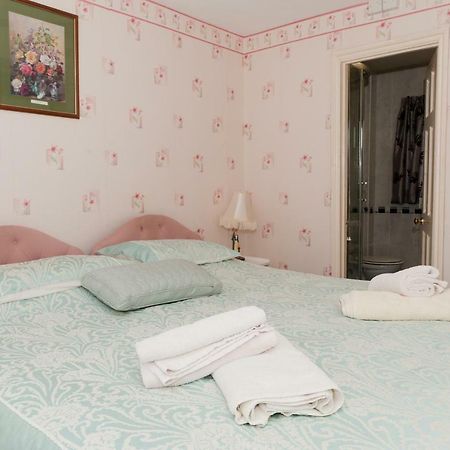 Birtley House Guest House B&B Telford Exteriör bild