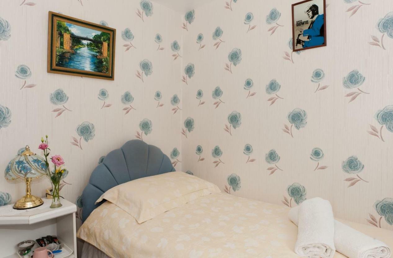 Birtley House Guest House B&B Telford Exteriör bild