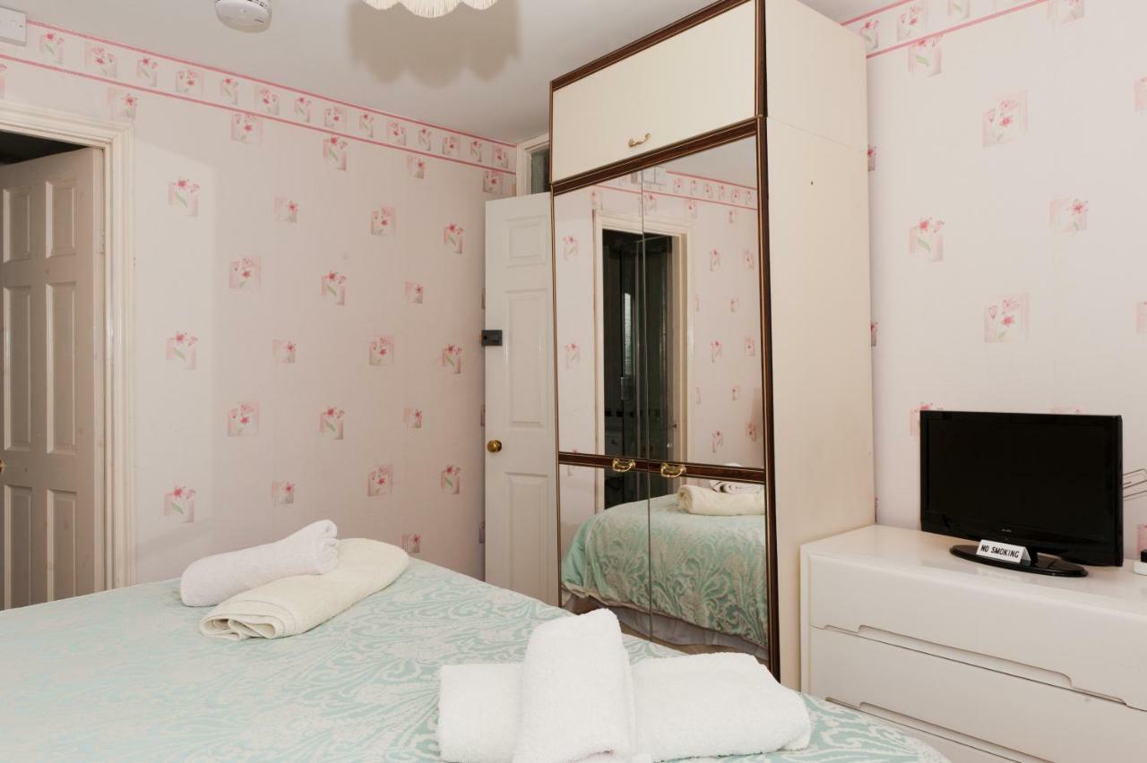 Birtley House Guest House B&B Telford Exteriör bild